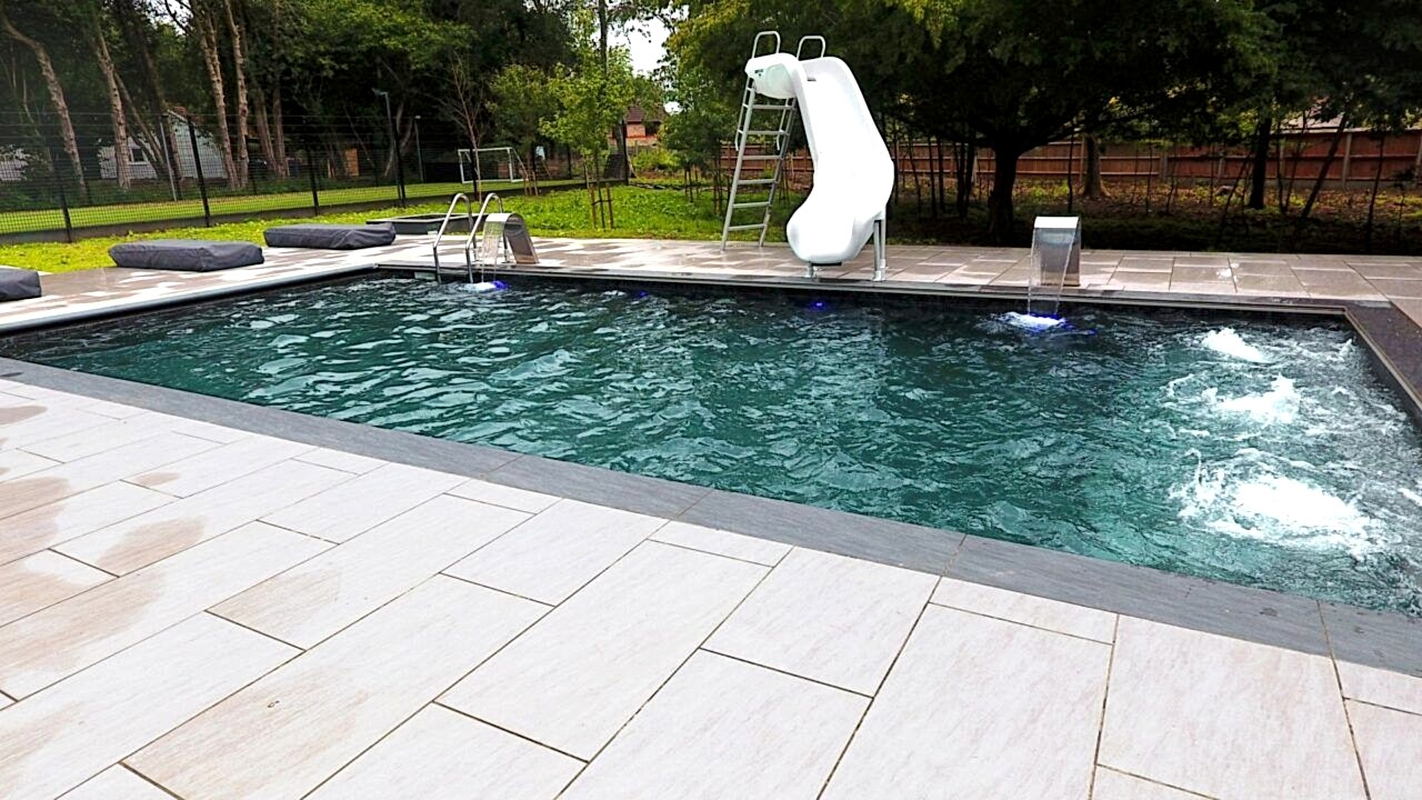 Elegant water fountains and a children’s water slide