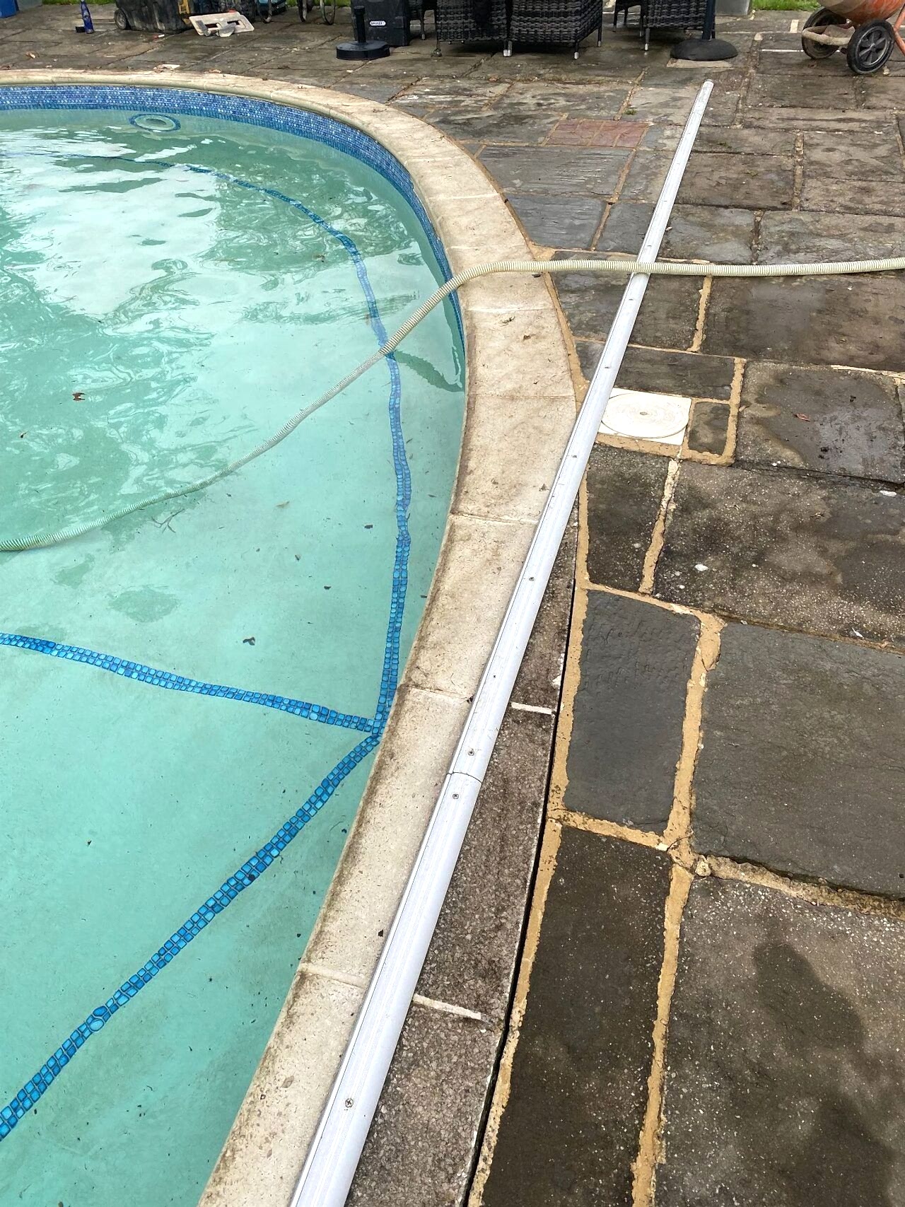 Planning a new reinforced concrete pool within the boundaries of the existing structure