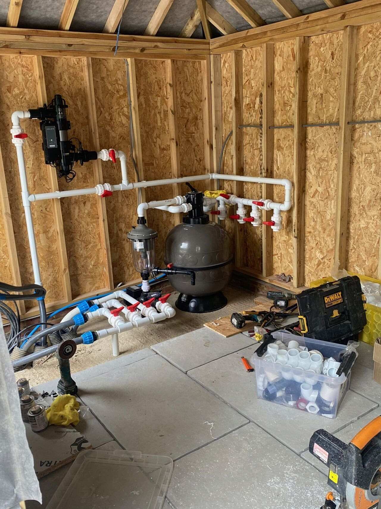 We incorporated a state-of-the-art filtration system, complete with UV and sand filtration system