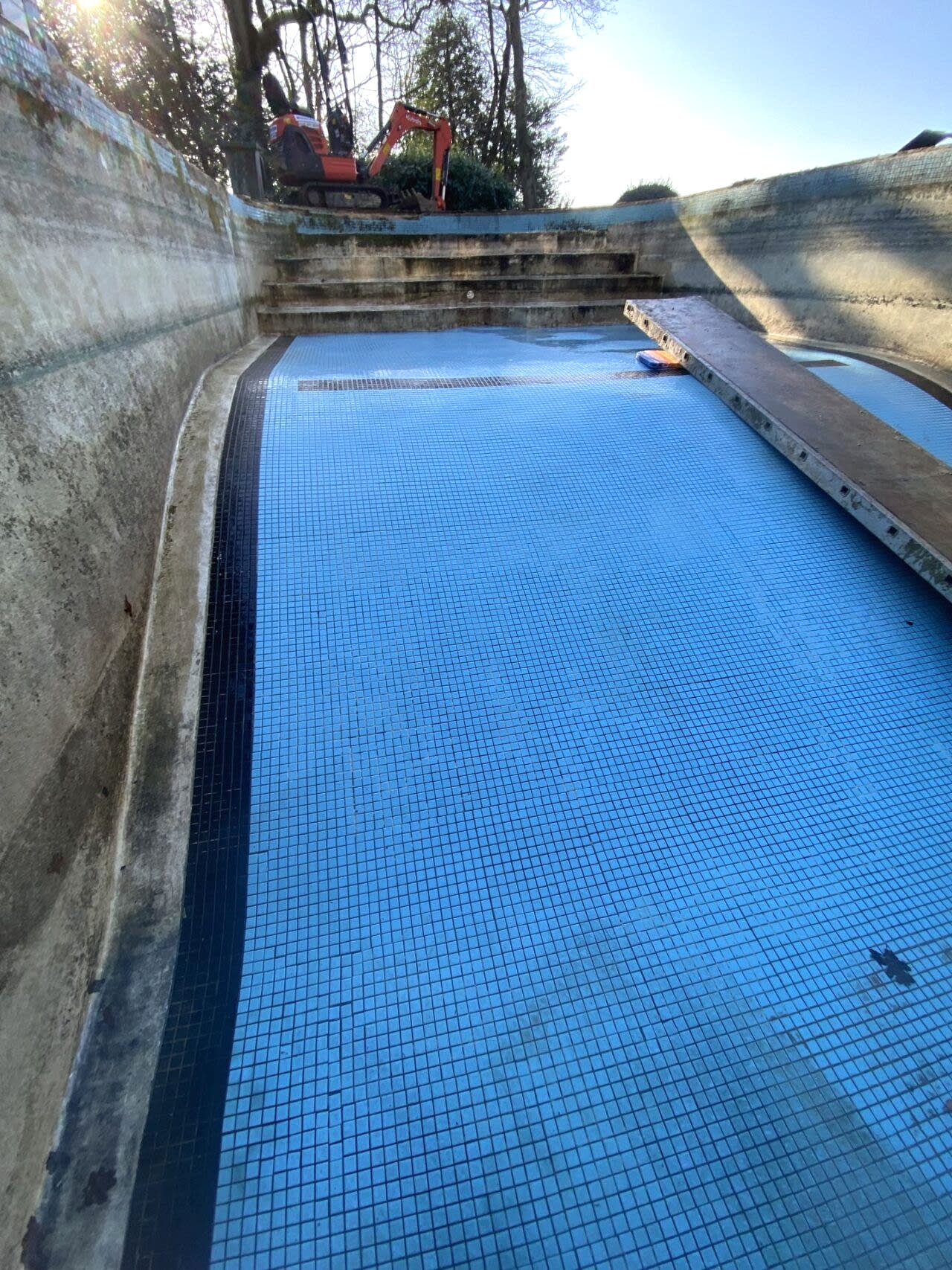 To accommodate the desired upgrade, significant modifications to the pool structure was necessary
