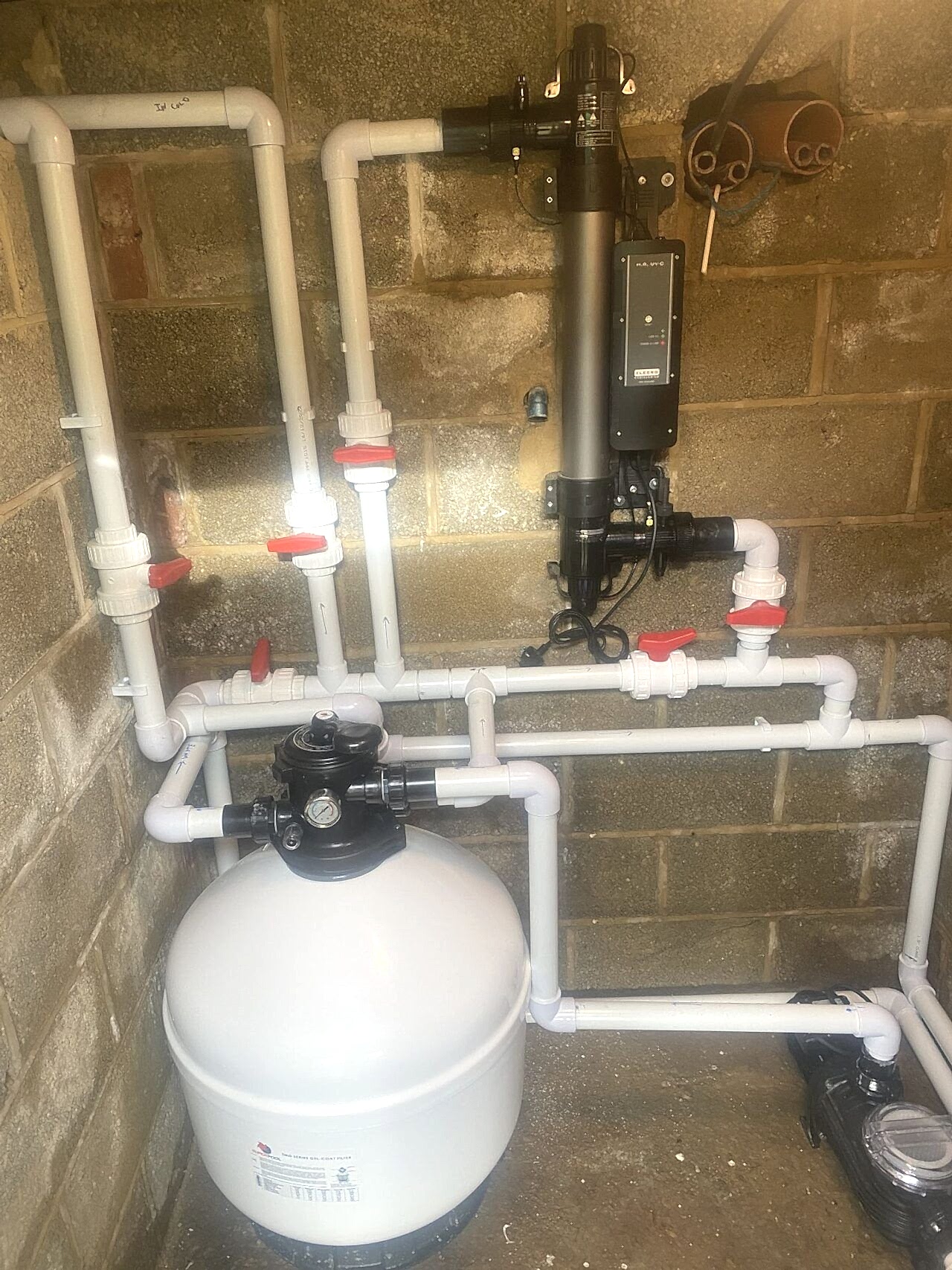 Upgraded filtration system with multi-directional valve and pump media filter