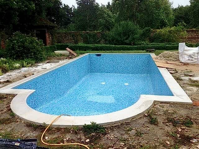 New Outdoor Concrete Swimming Pools by UK Swimming Pools Ltd